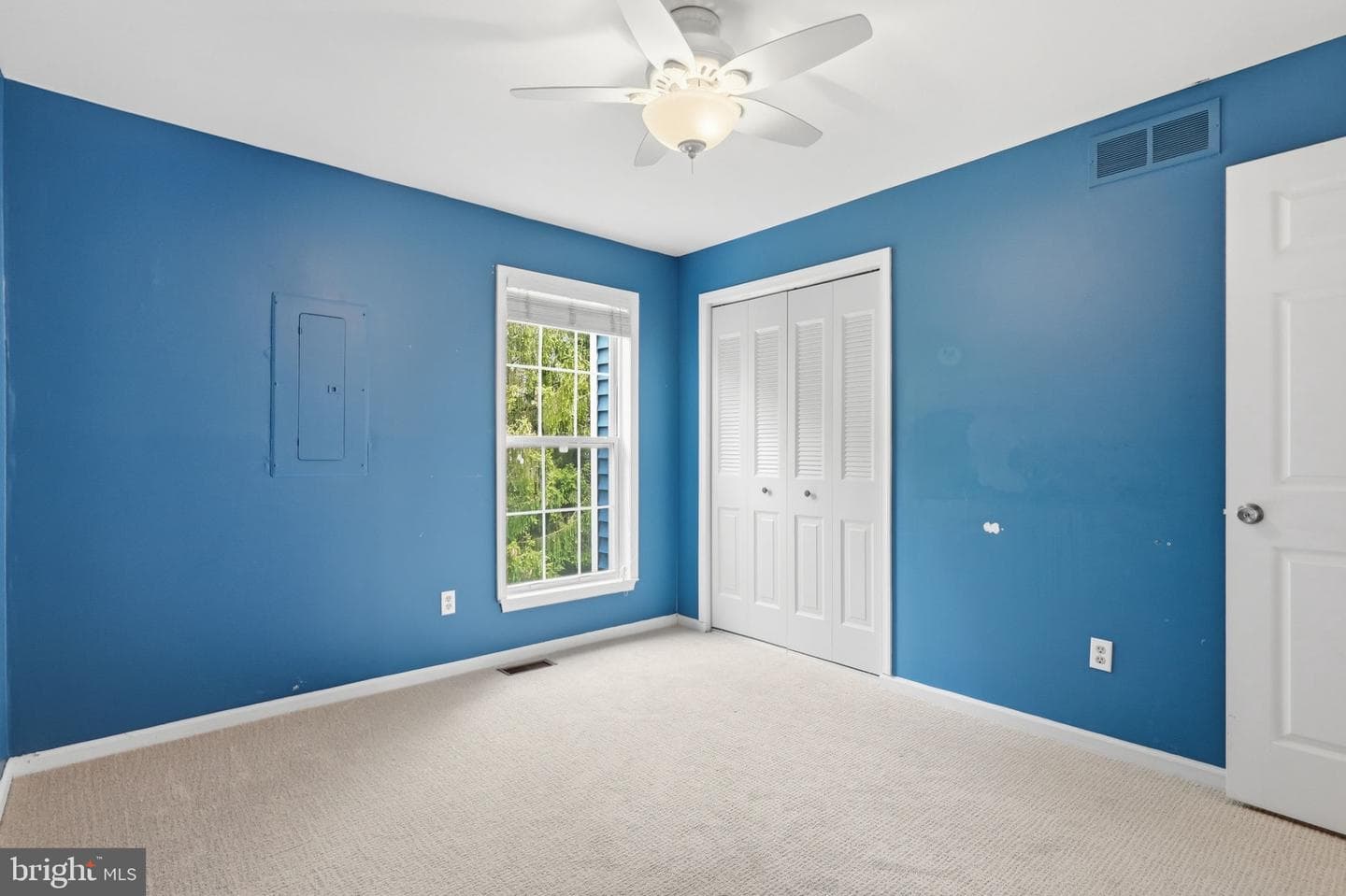 965 Roundhouse Court photo 21