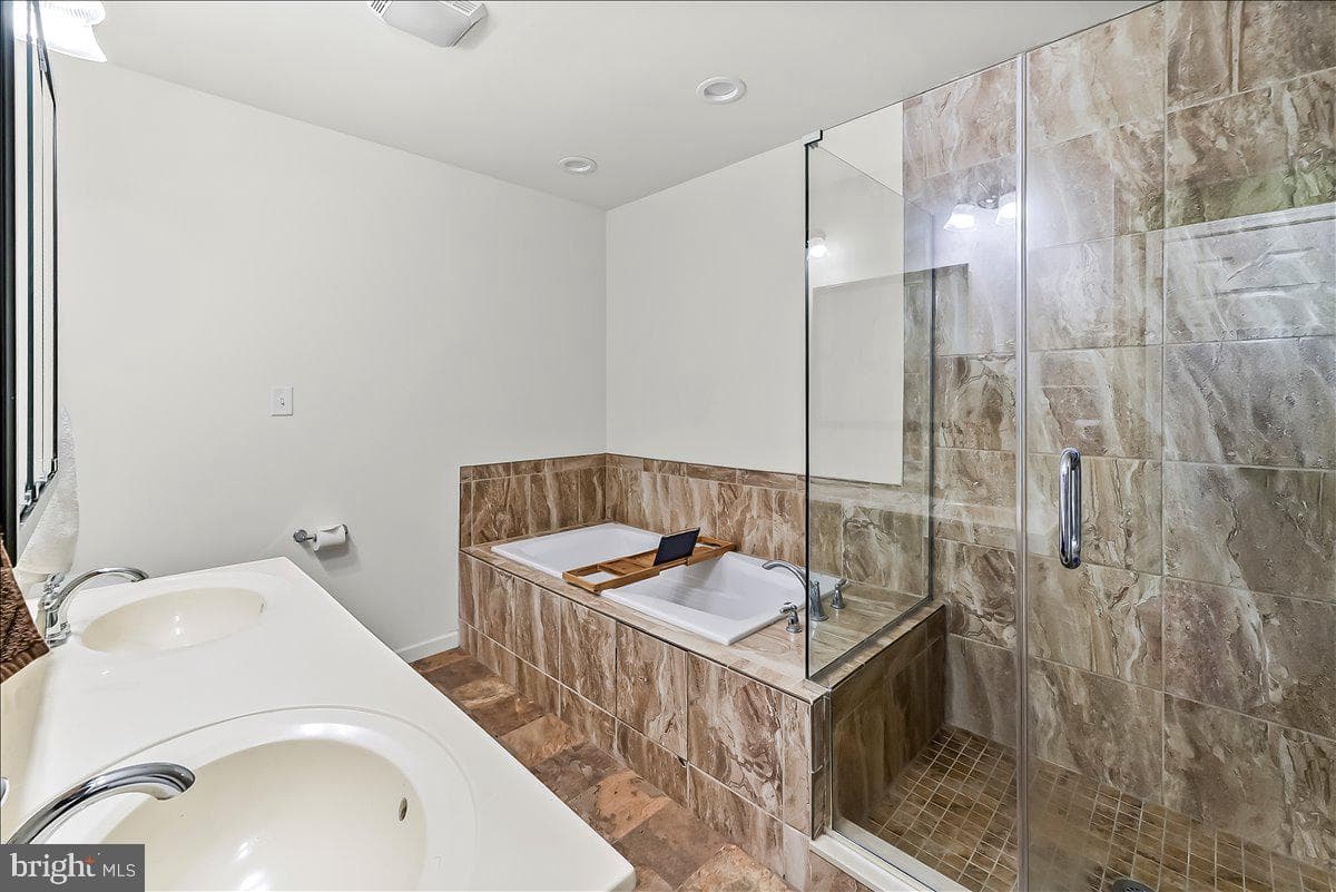 515 Boyce Street photo 7