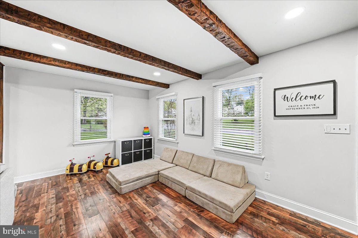 772 Hunters Run Road photo 14