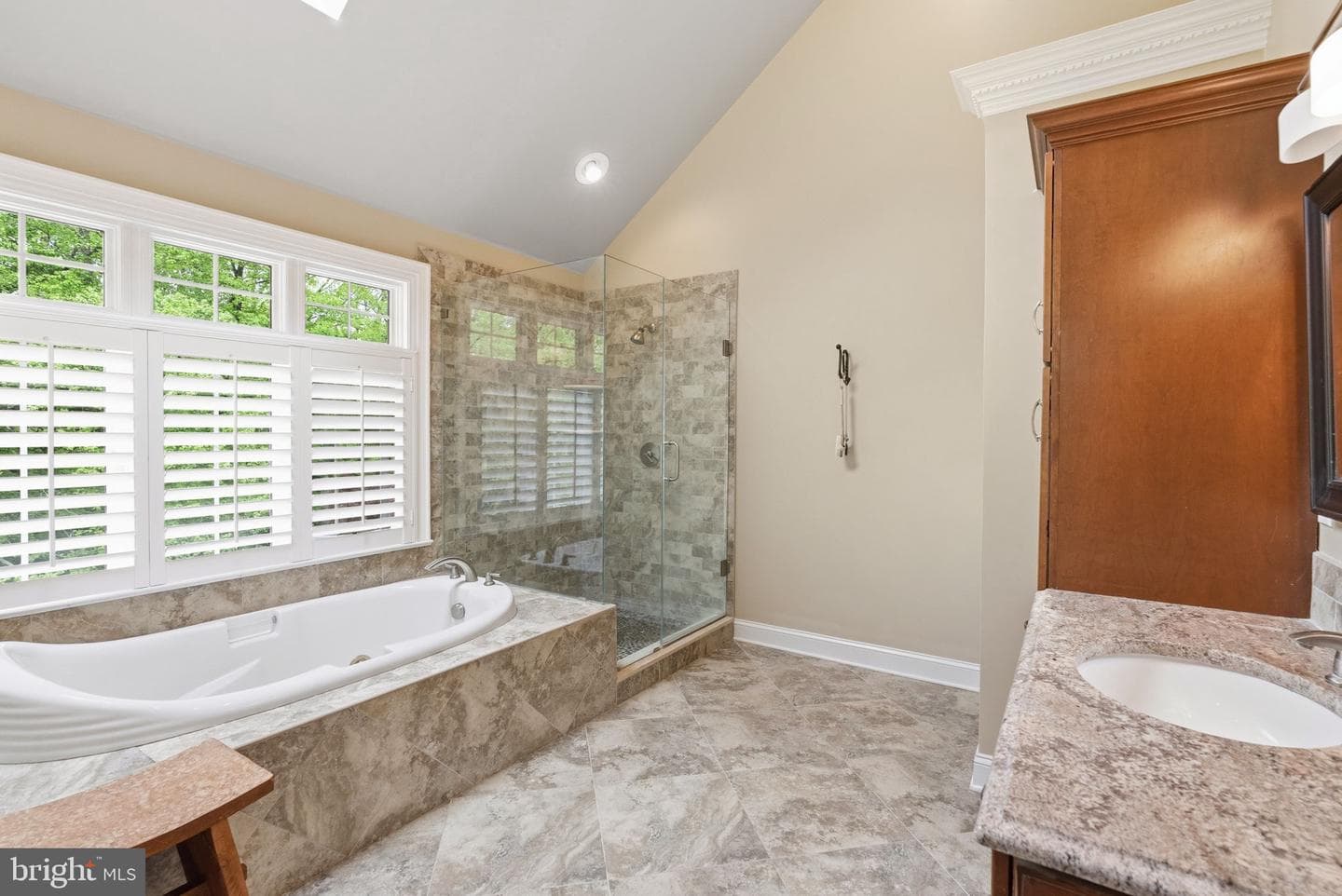 705 Wickersham Lane photo 31