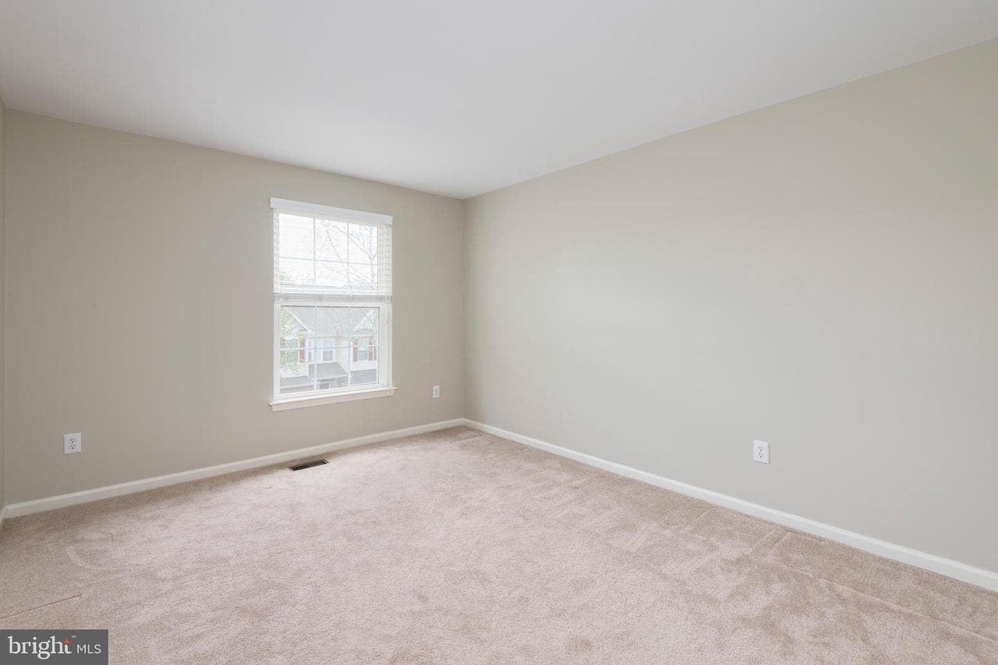 228 Cherry Lane photo 20