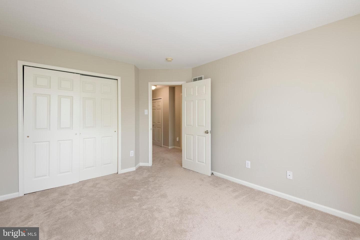 228 Cherry Lane photo 21