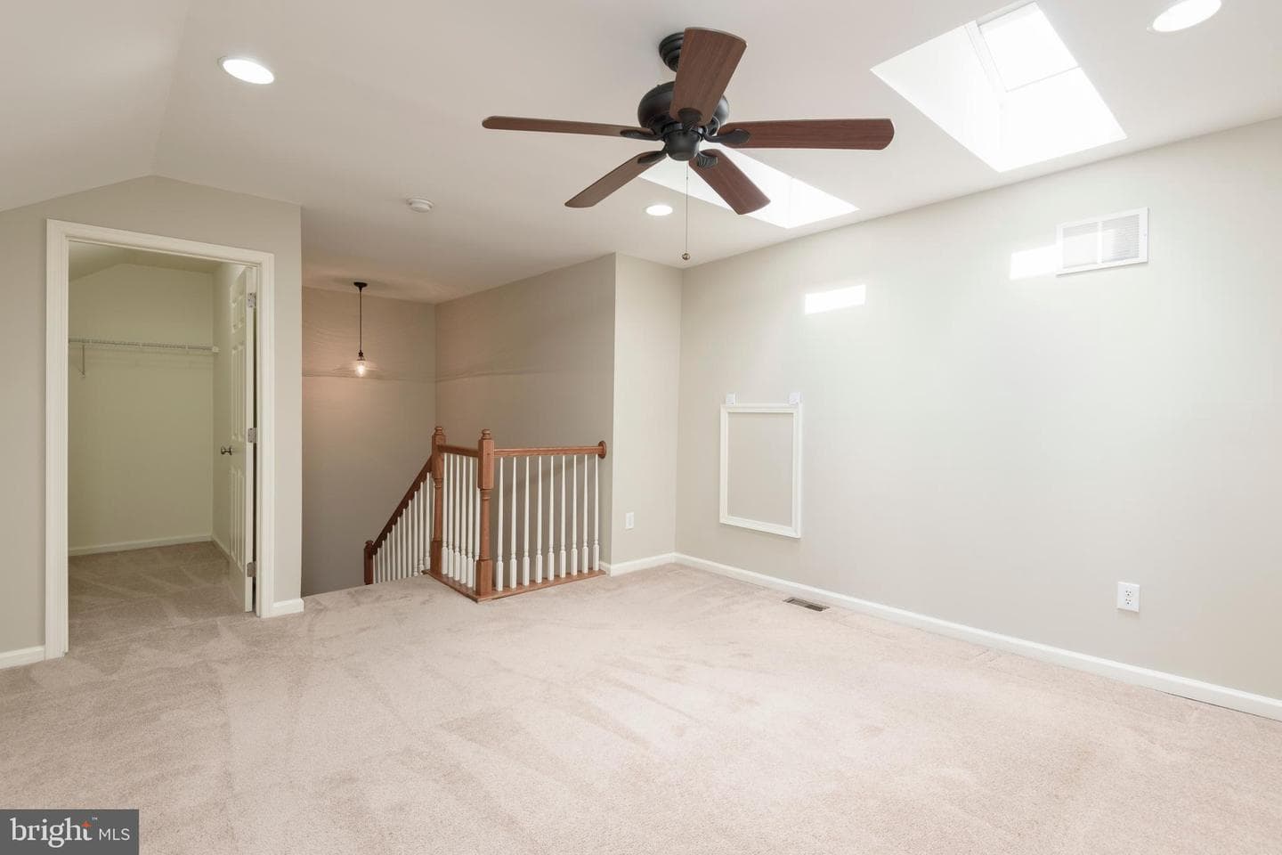 228 Cherry Lane photo 25