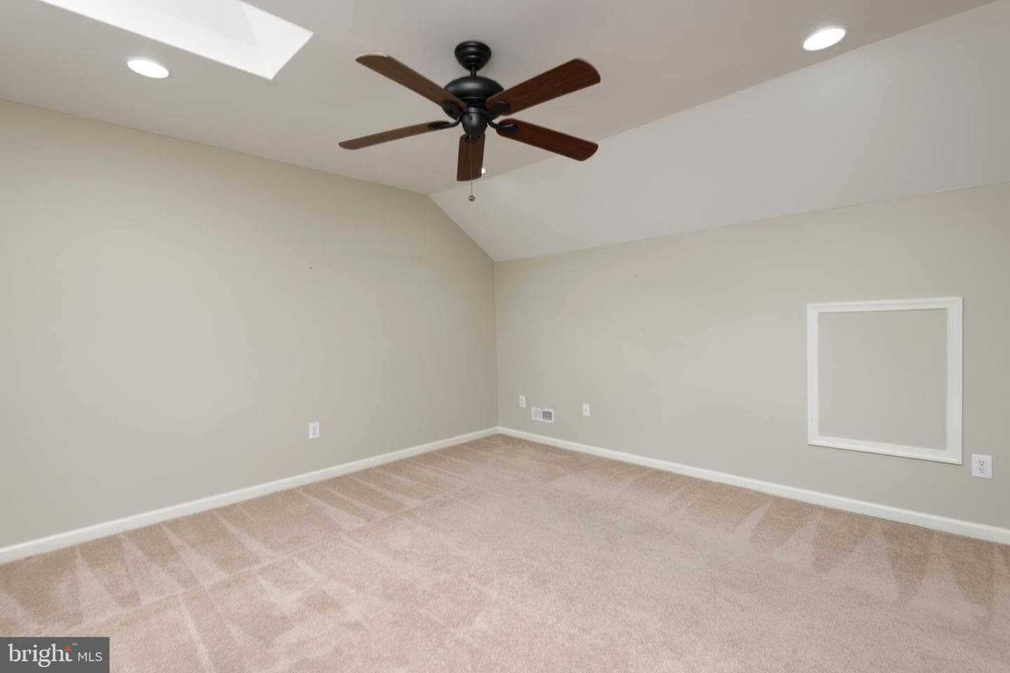 228 Cherry Lane photo 26