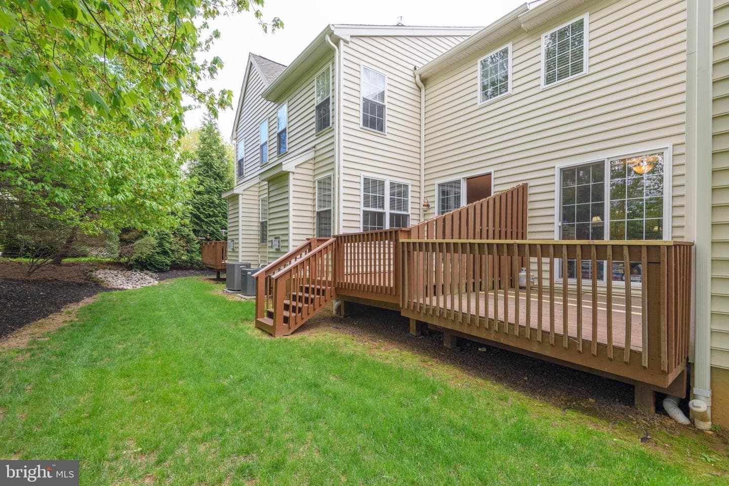 228 Cherry Lane photo 28