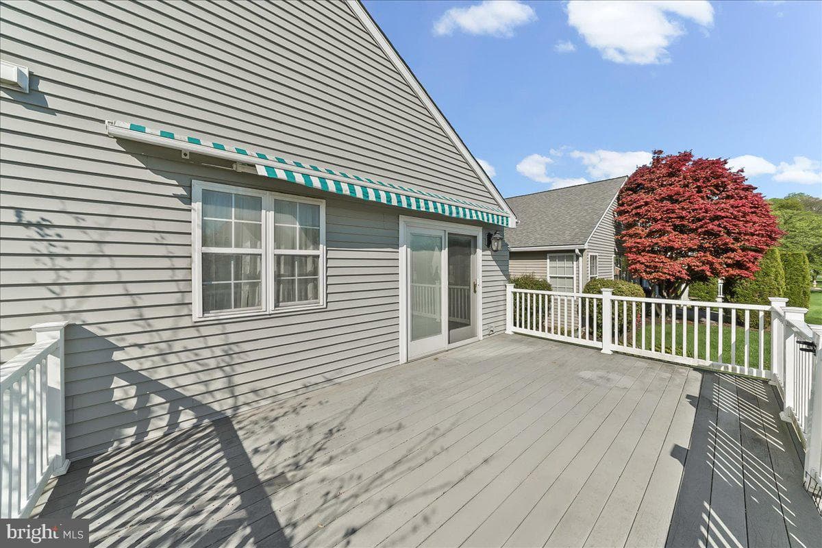 418 E Glenview Drive photo 2
