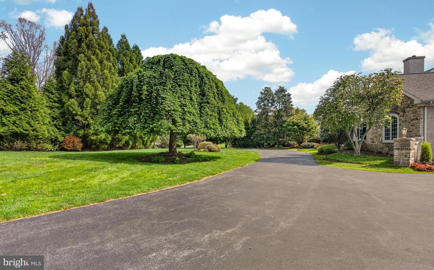 922 Sconnelltown Road photo 12
