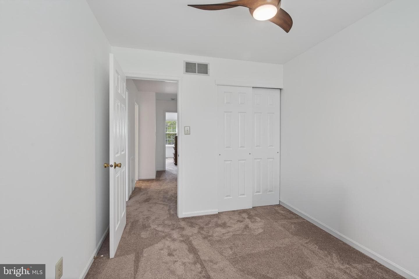 122 Longford Road photo 24
