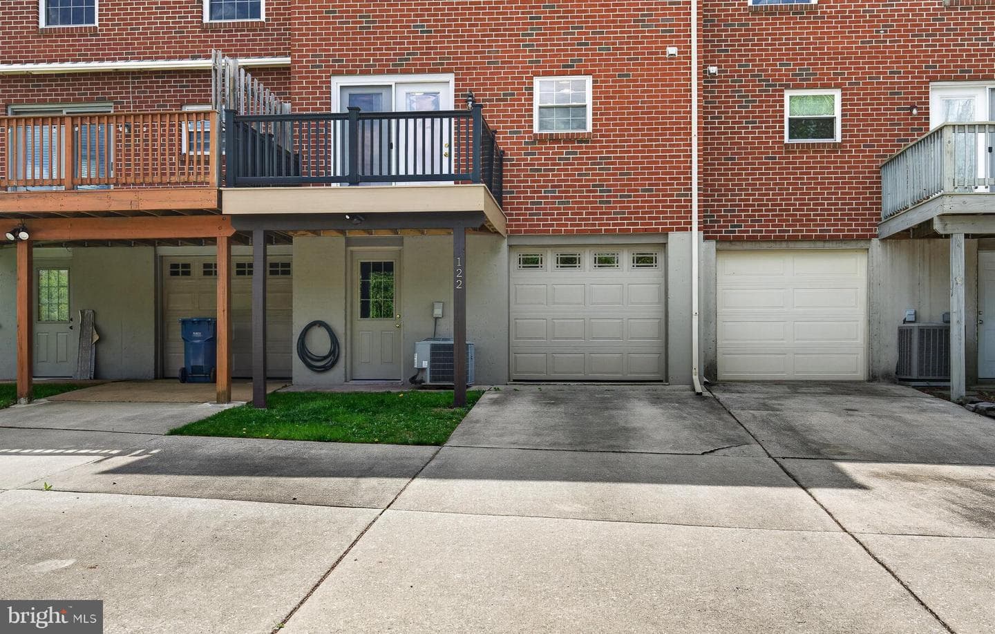 122 Longford Road photo 35