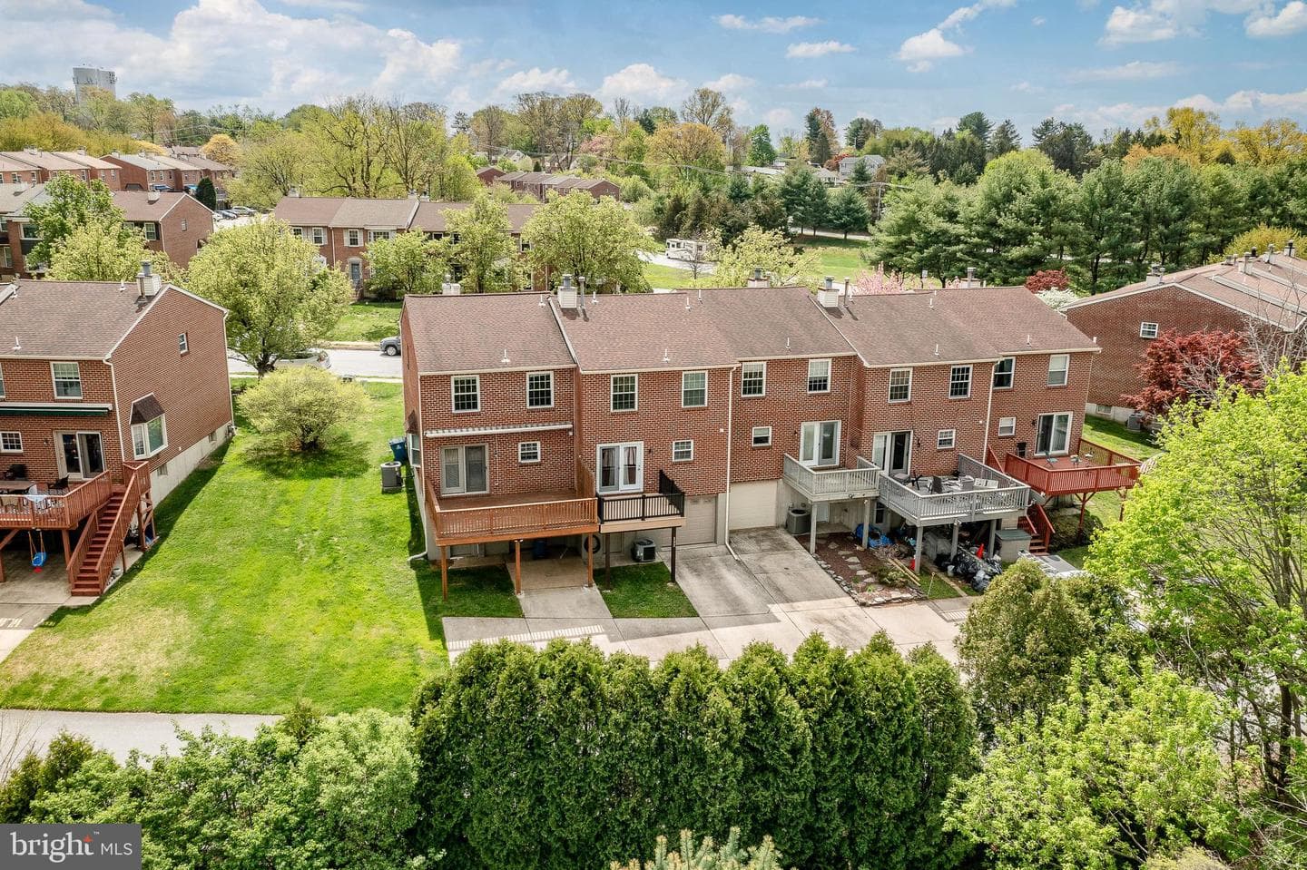 122 Longford Road photo 38