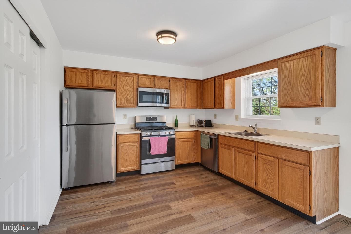 122 Longford Road photo 5