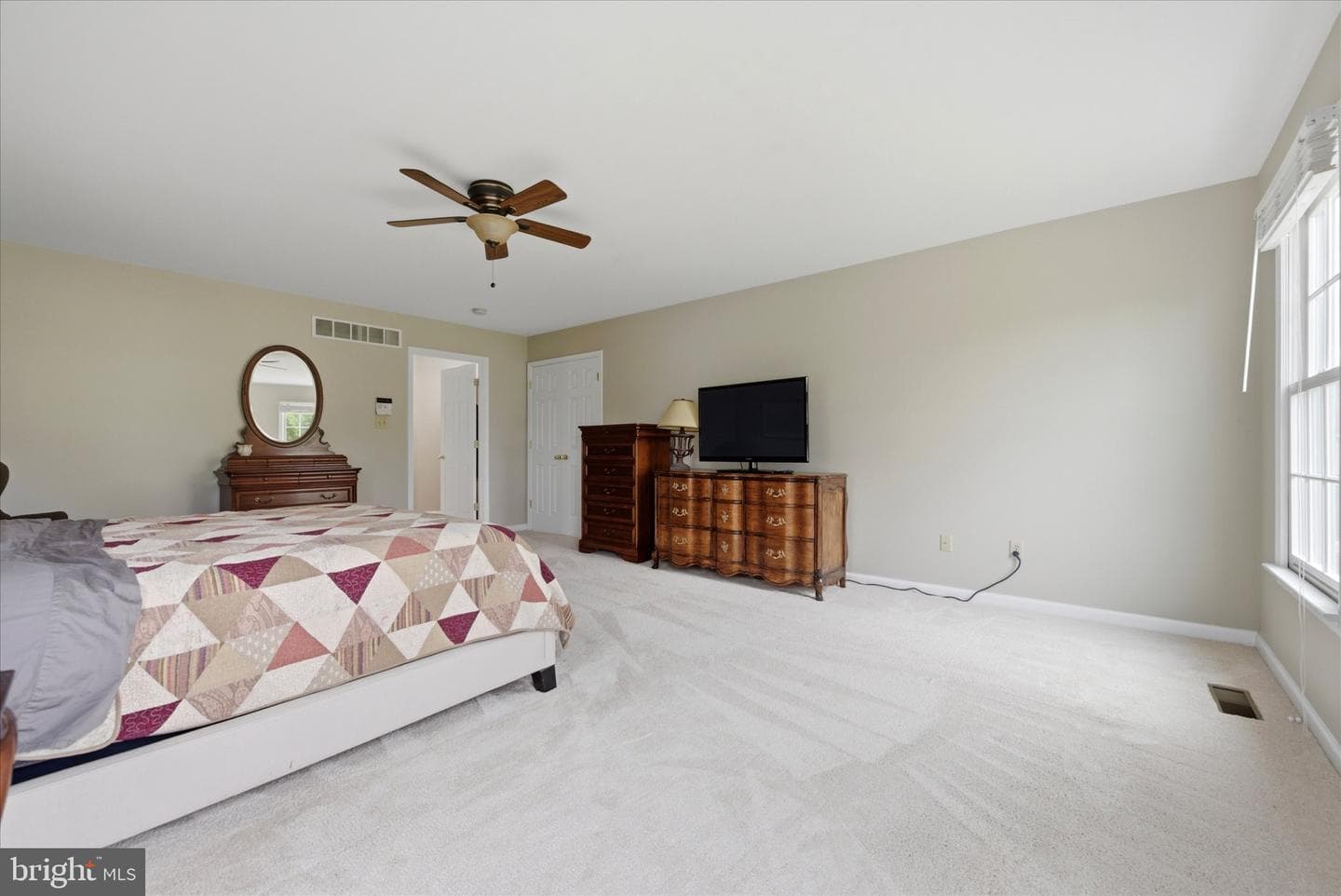1623 Saint Peters Way photo 27
