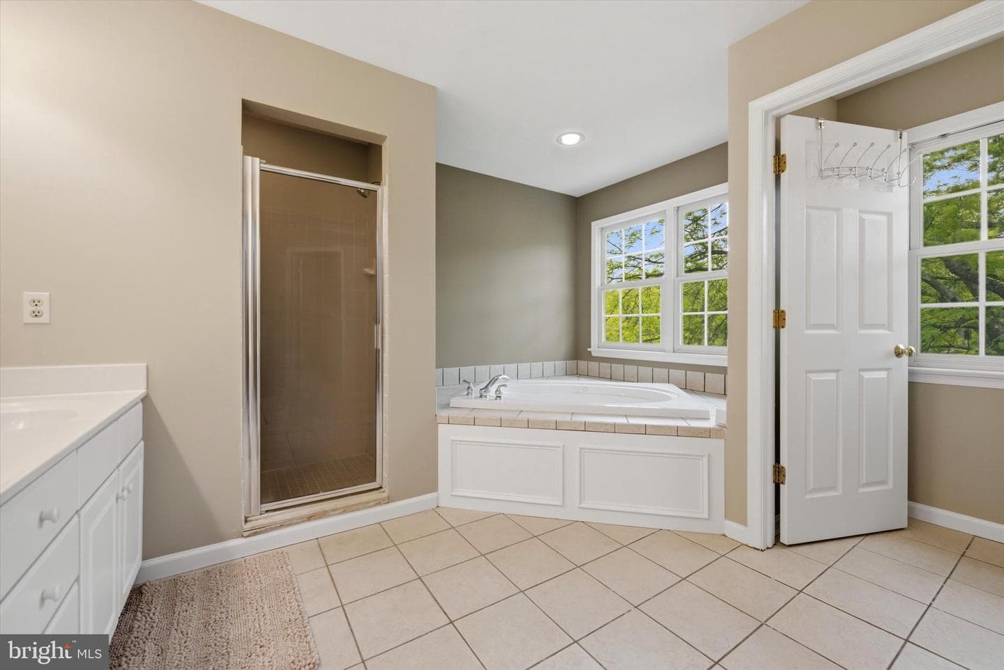 1623 Saint Peters Way photo 29
