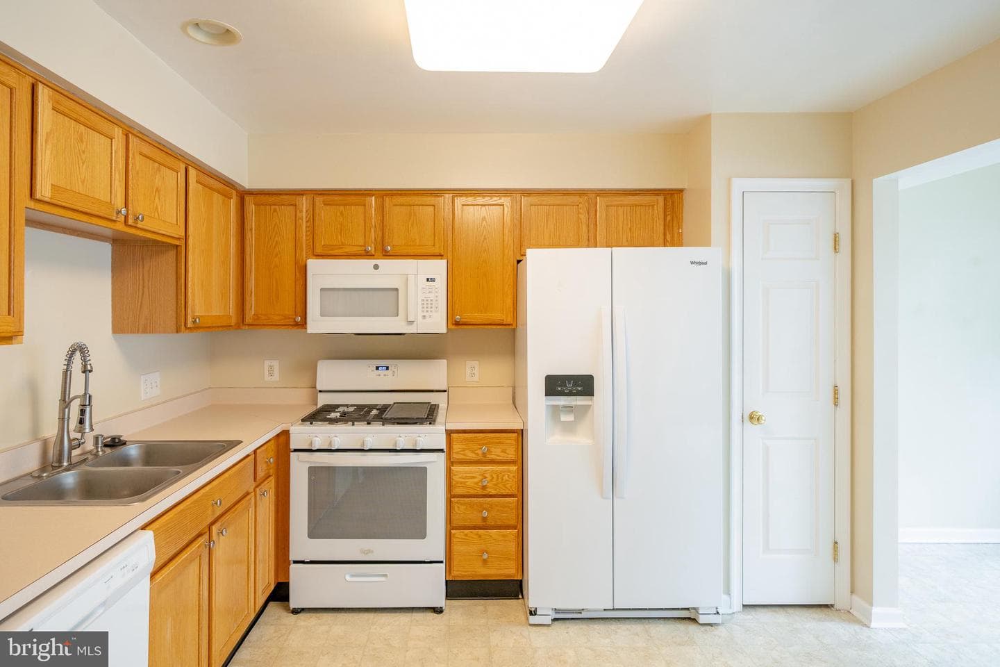 990 Fernhill Road #105 photo 14