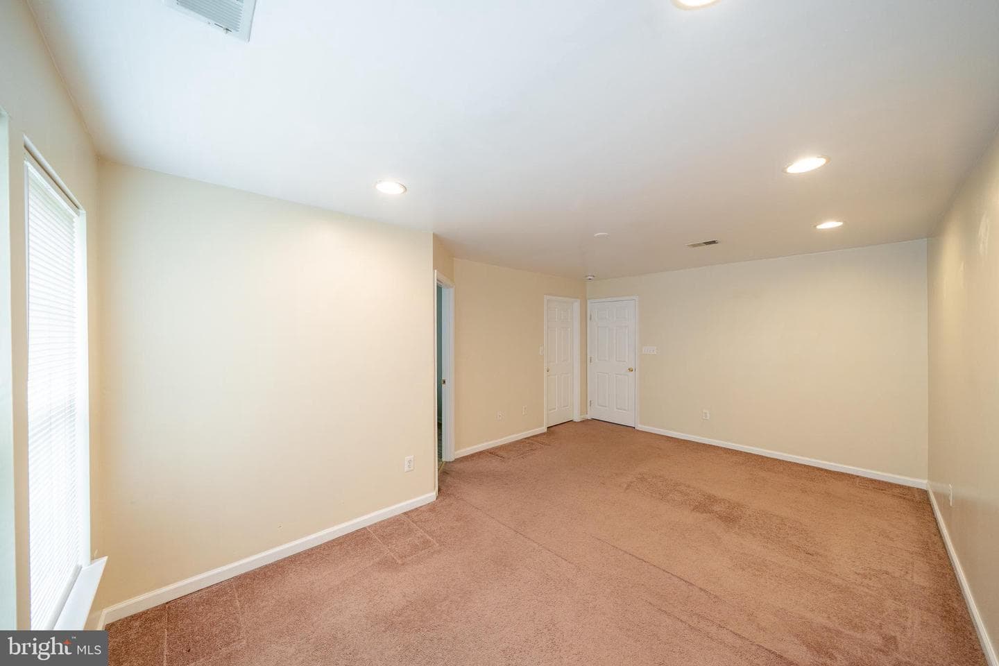 990 Fernhill Road #105 photo 32