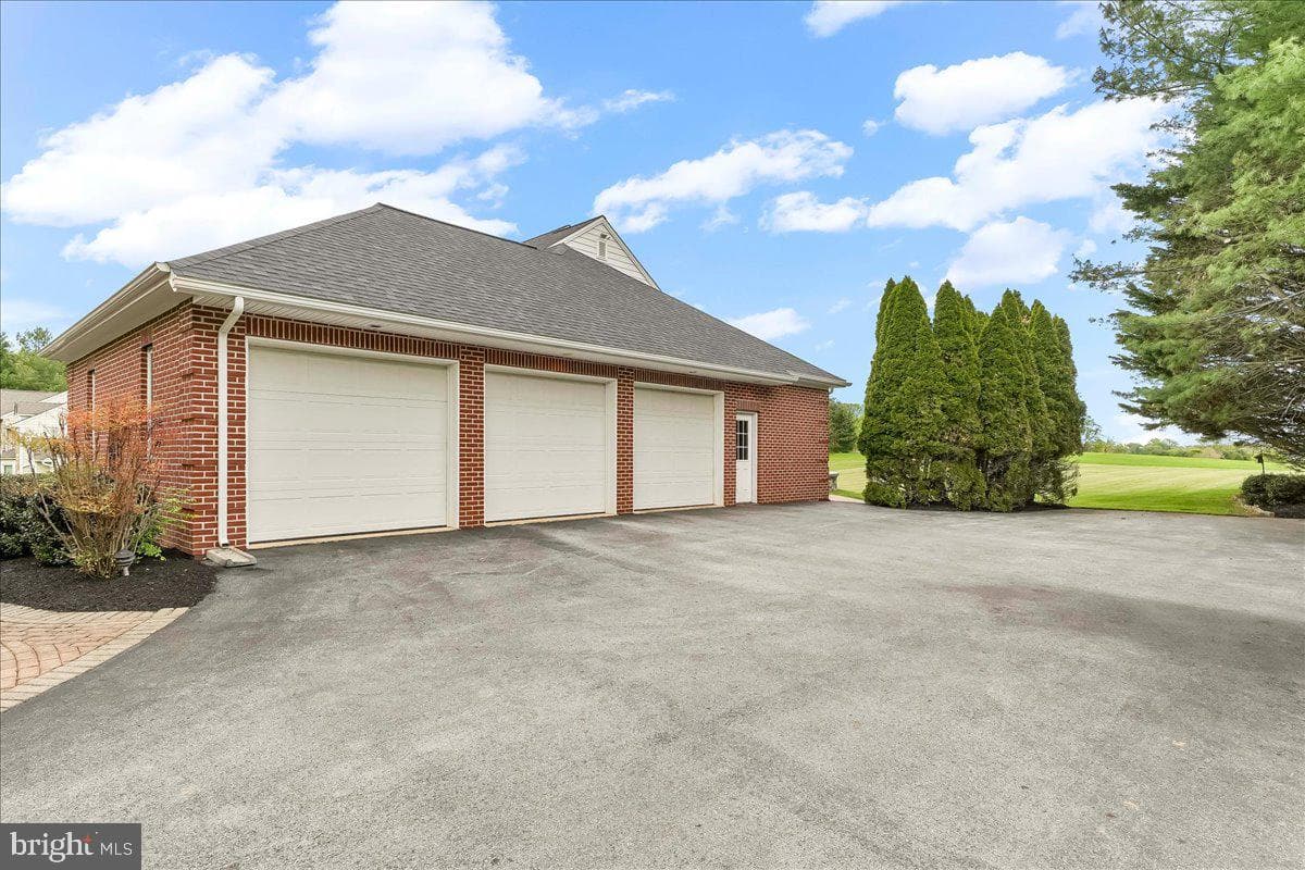 296 Hickory Drive photo 51