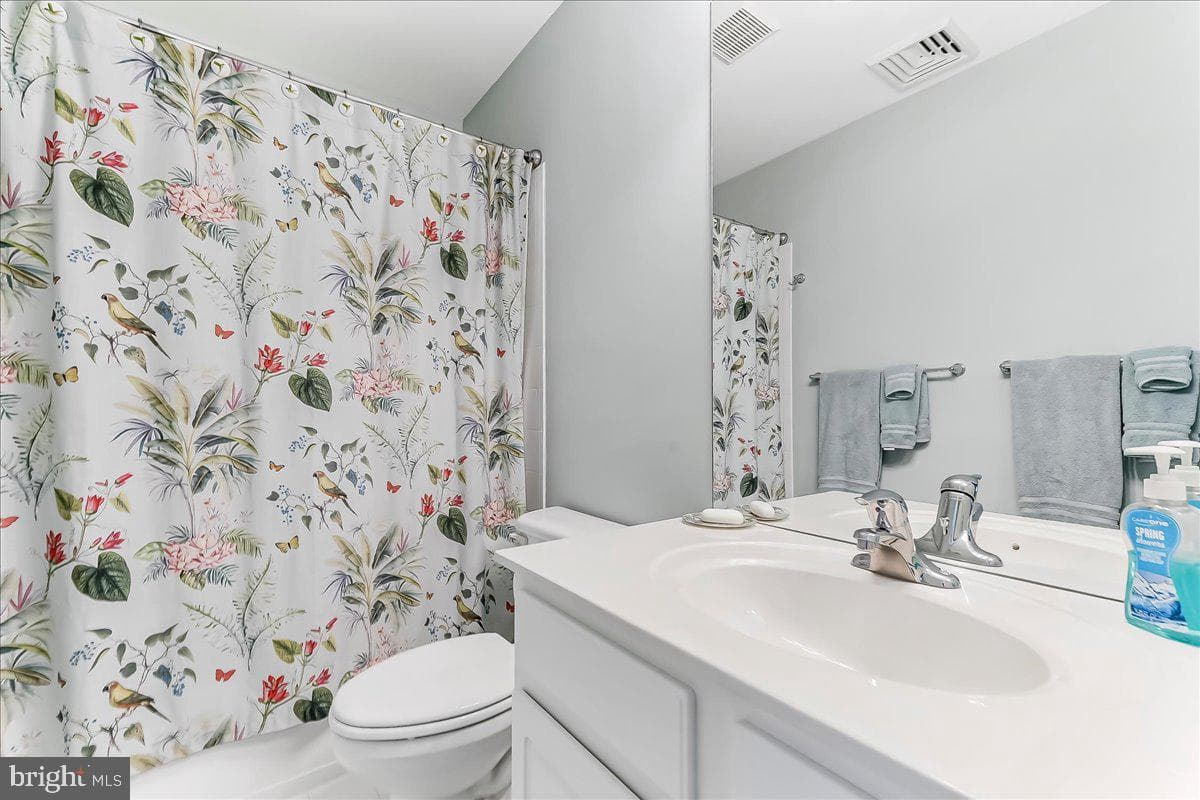 131 Violet Drive photo 32
