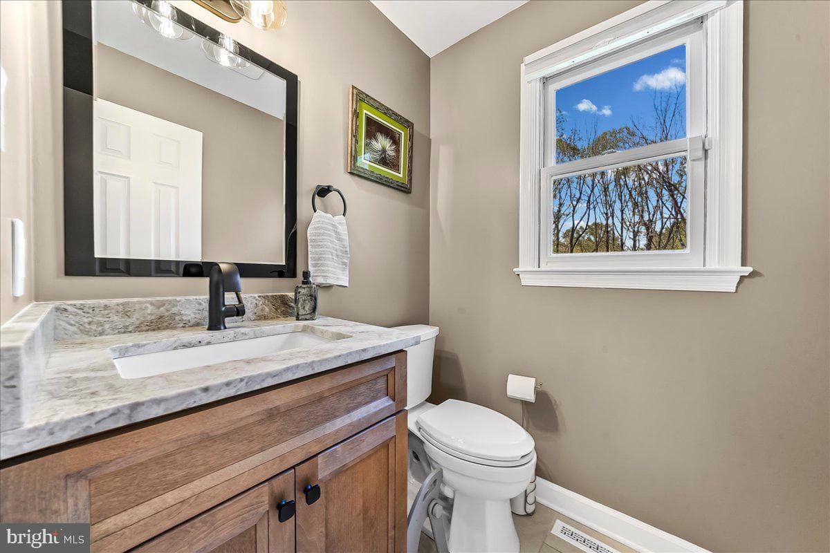 407 Valley Drive photo 17