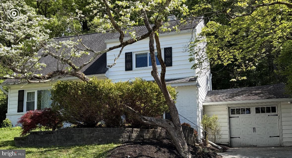 10 Jacqueline Drive photo 4