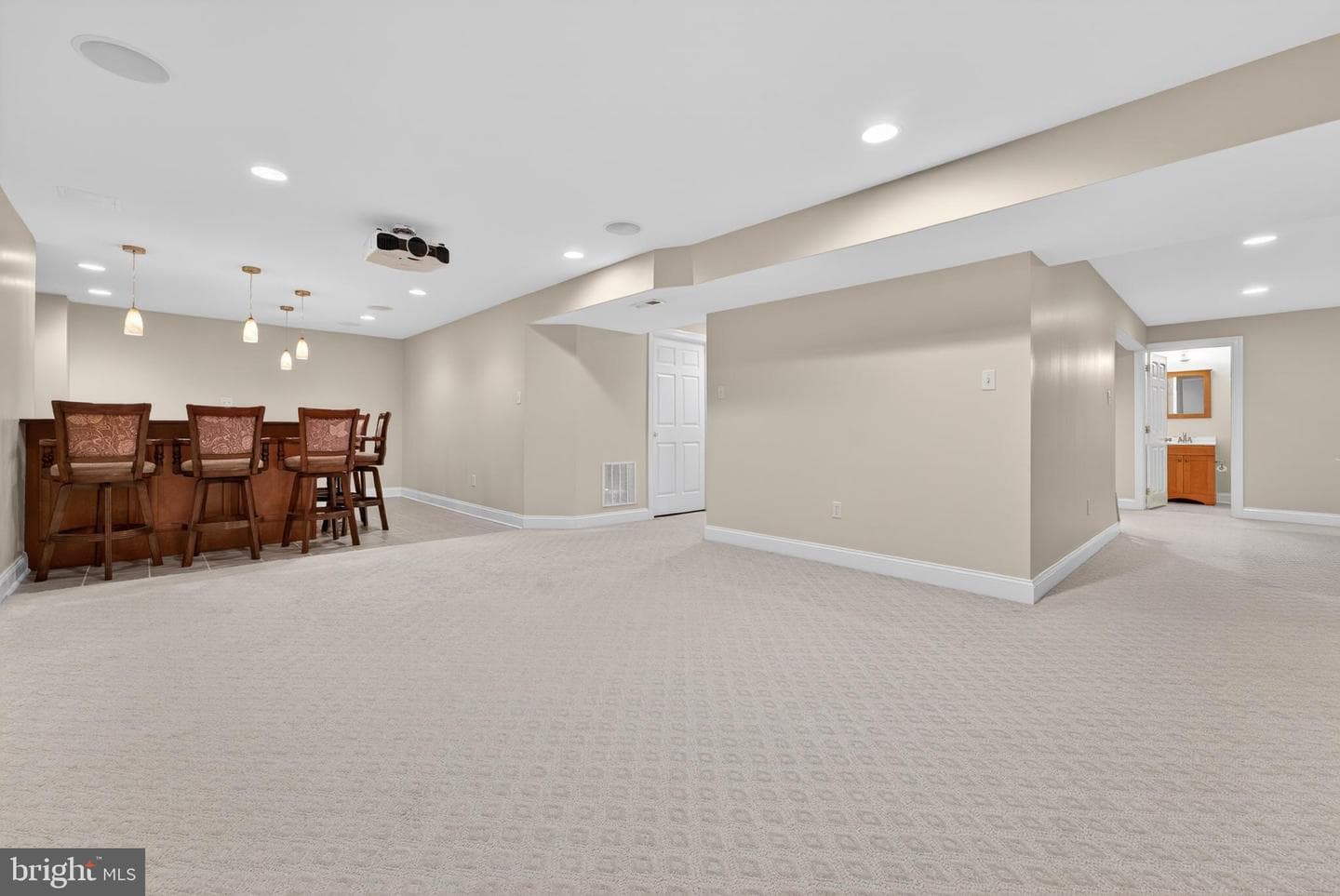 6 Landon Way photo 34