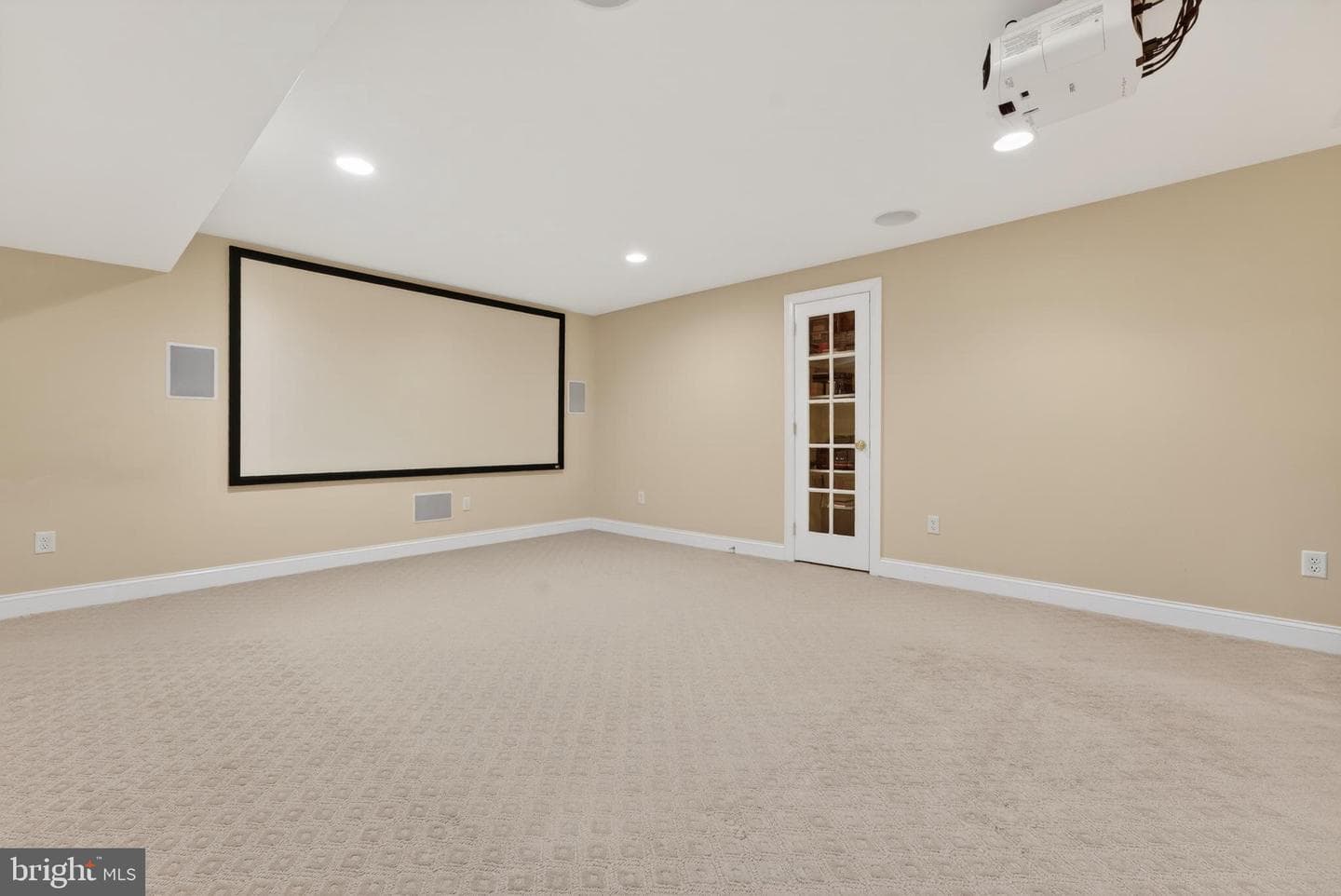 6 Landon Way photo 36