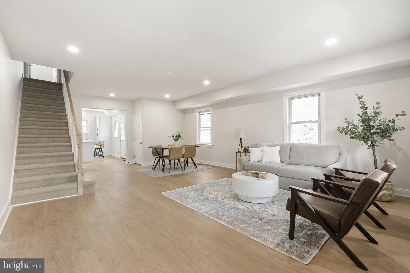 107 Bradford Avenue photo 3