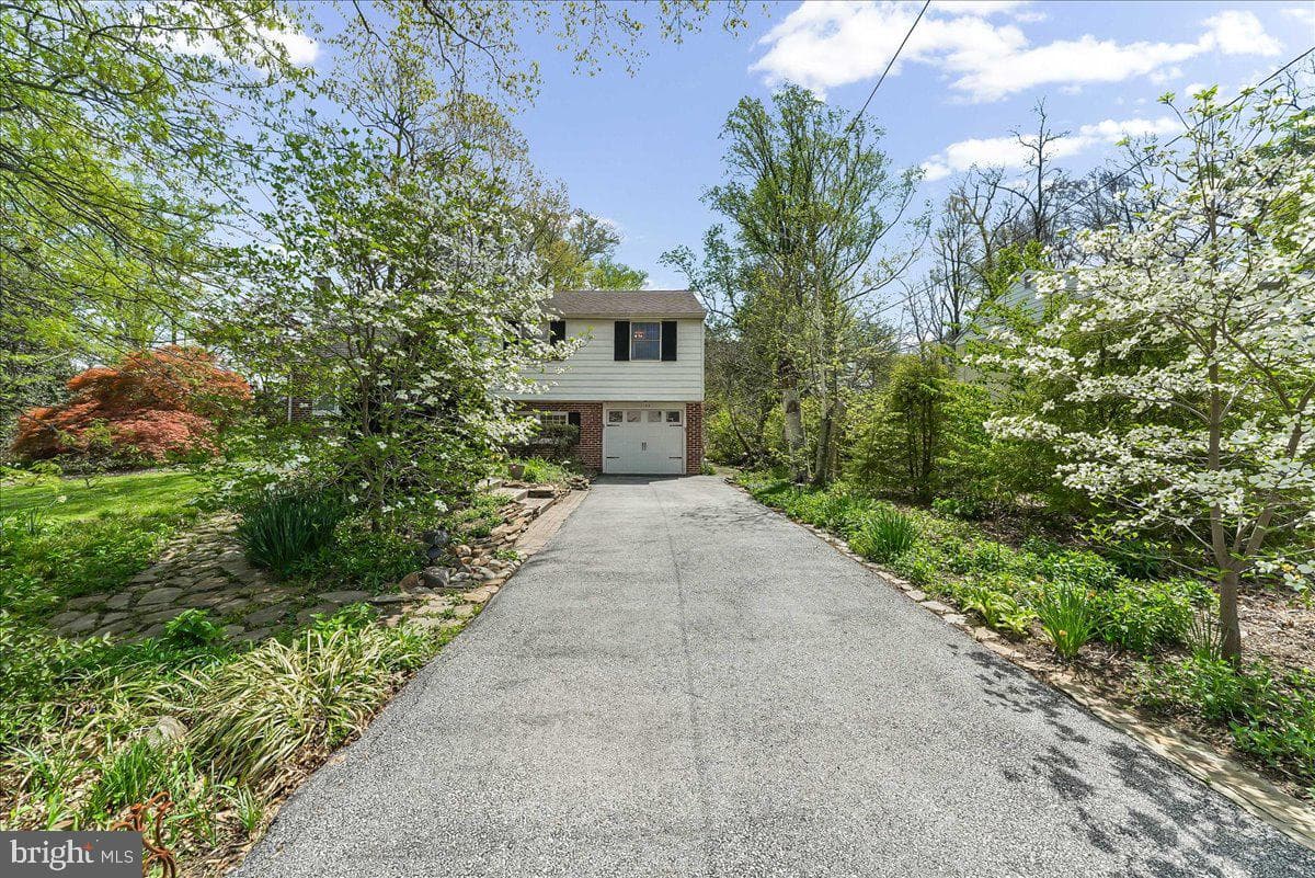 1154 Sylvan Road photo 3