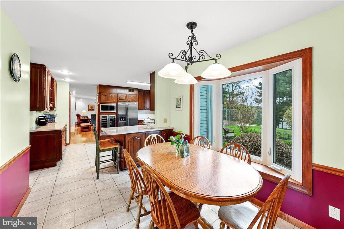 701 Pheasant Run photo 15