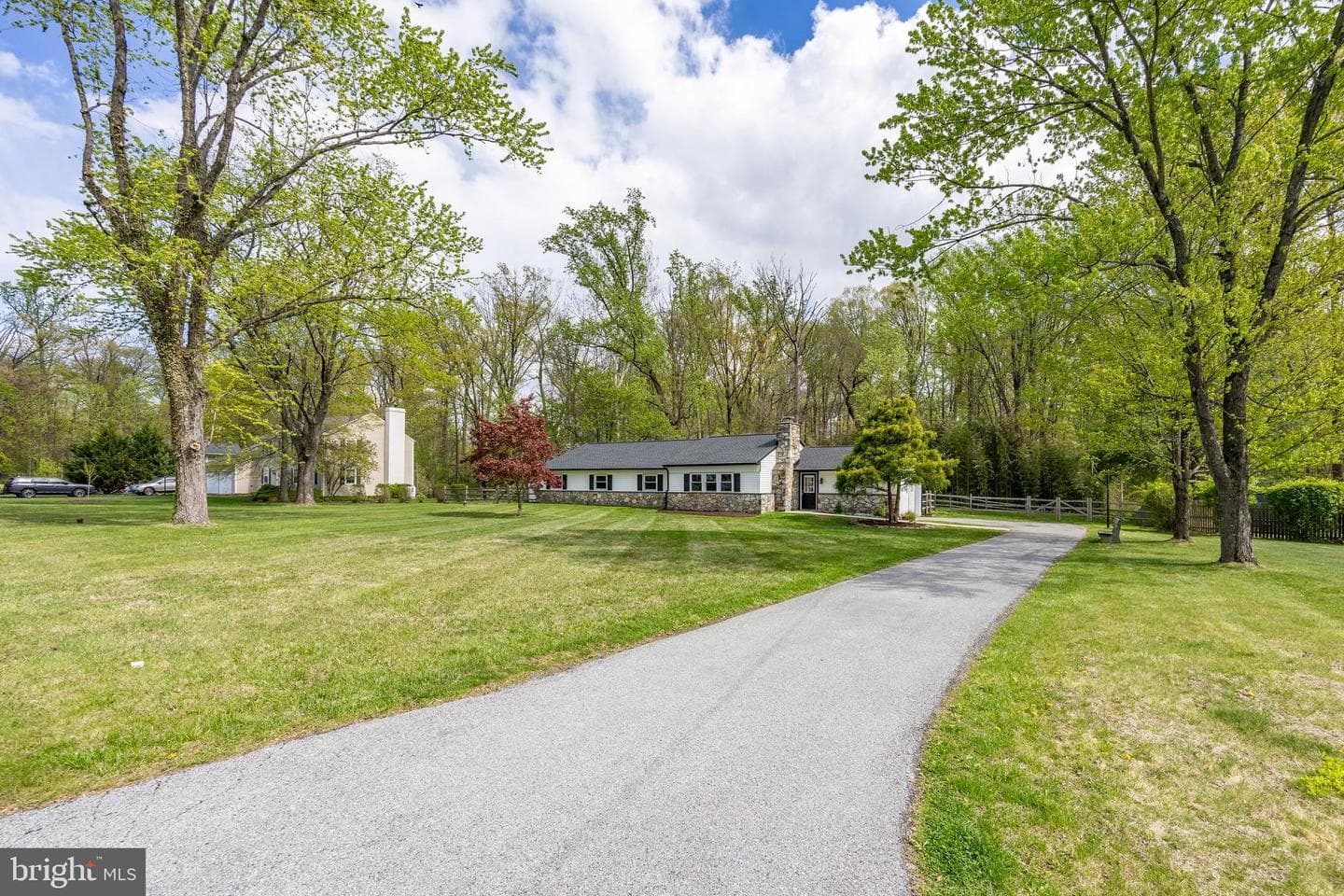560 Norwood Road photo 39