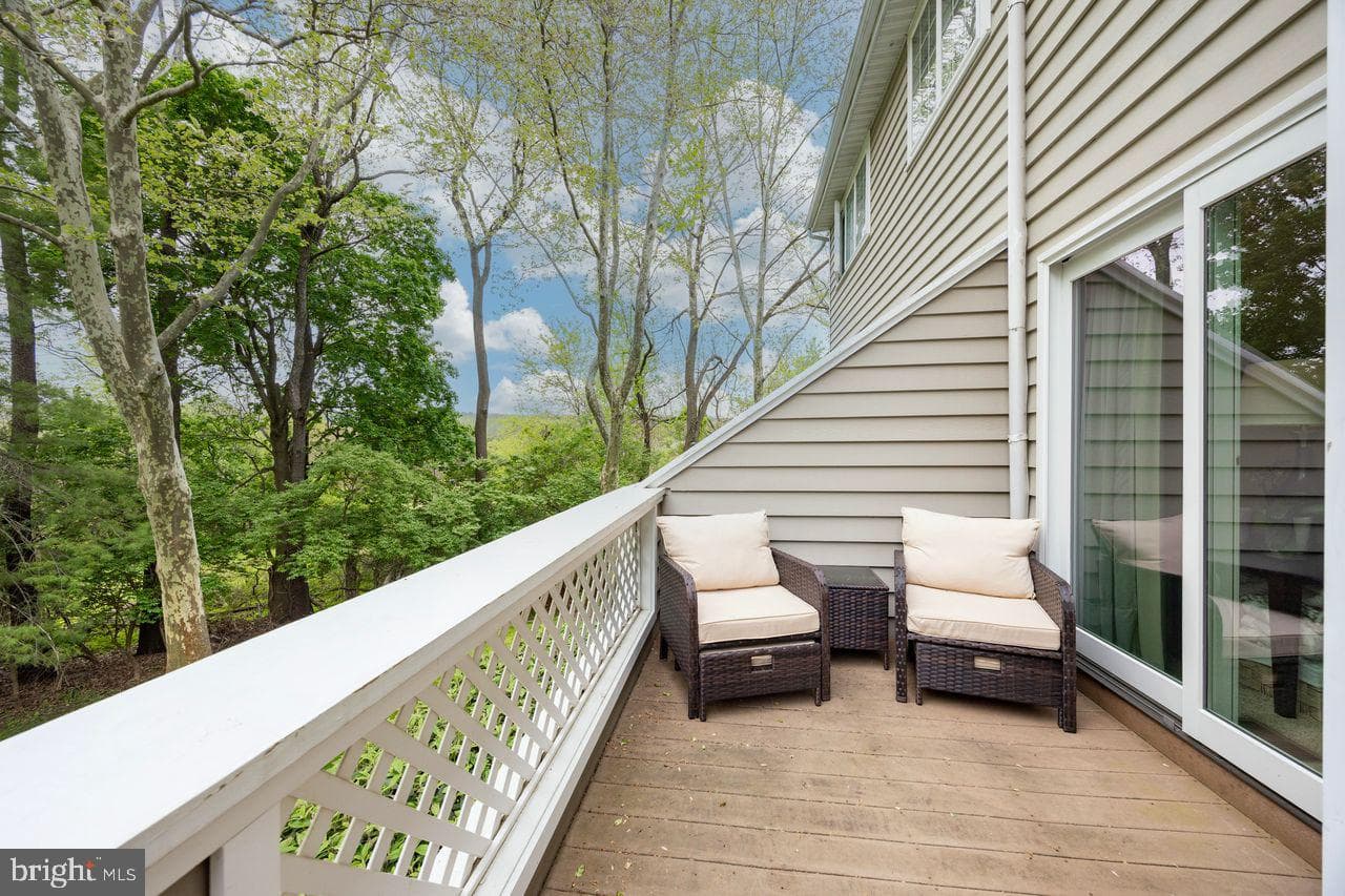 32 Cabot Court photo 12