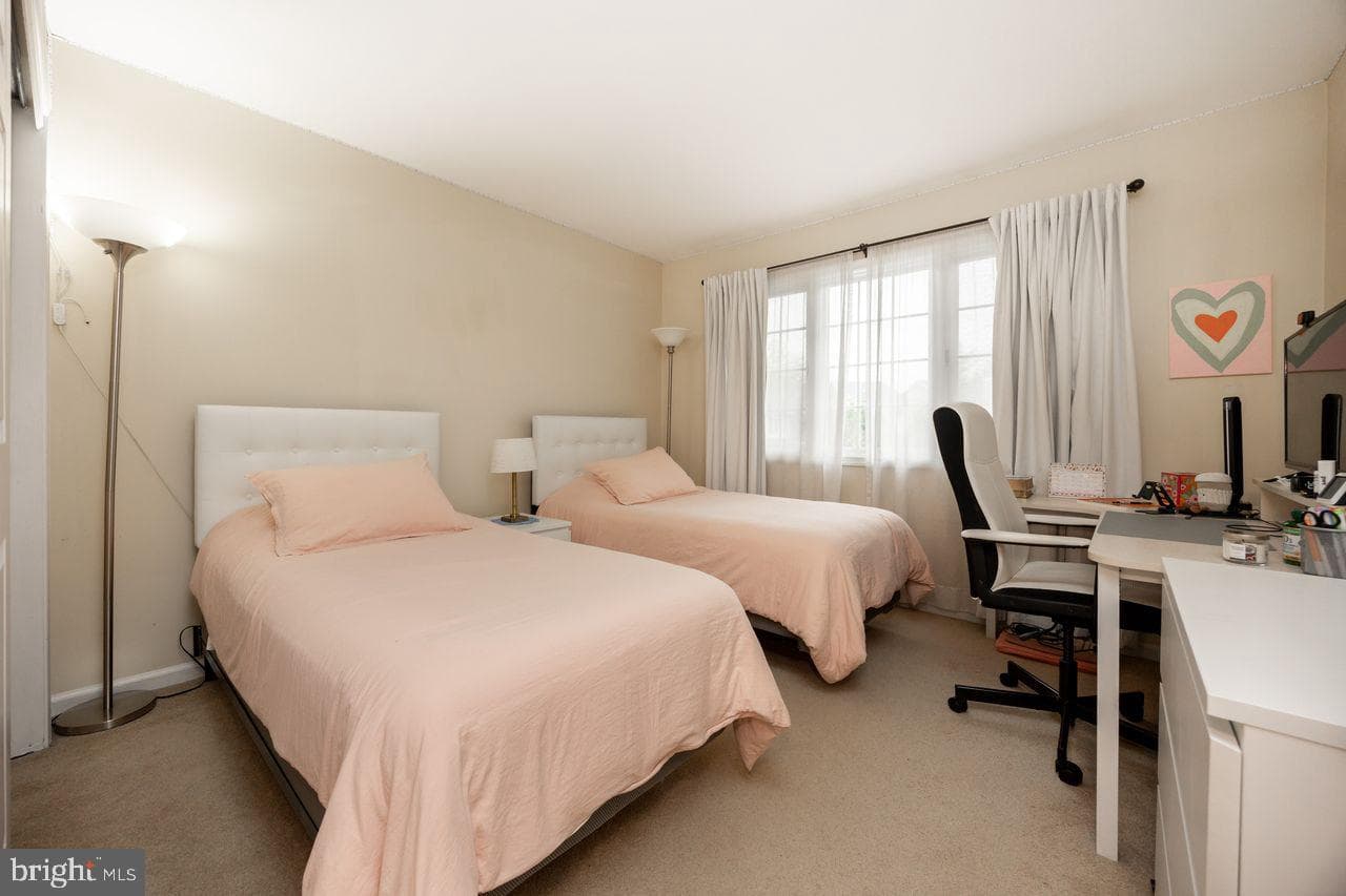 32 Cabot Court photo 19