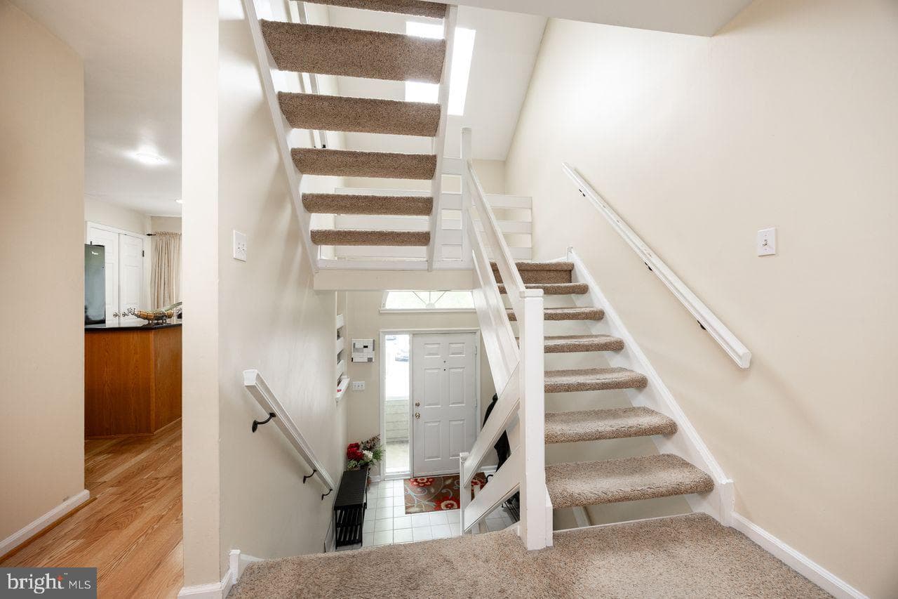 32 Cabot Court photo 23