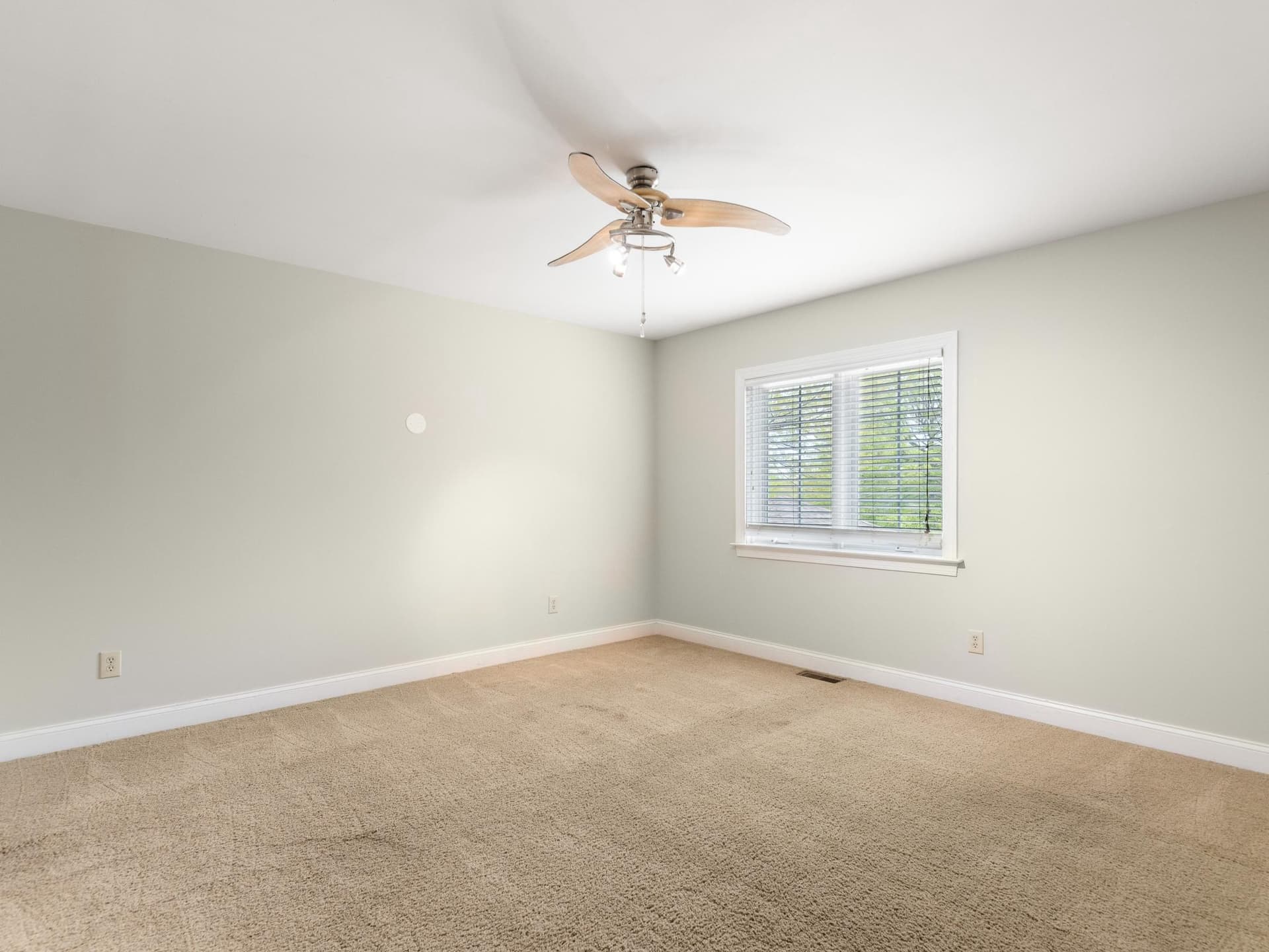 178 Windgate Drive photo 36