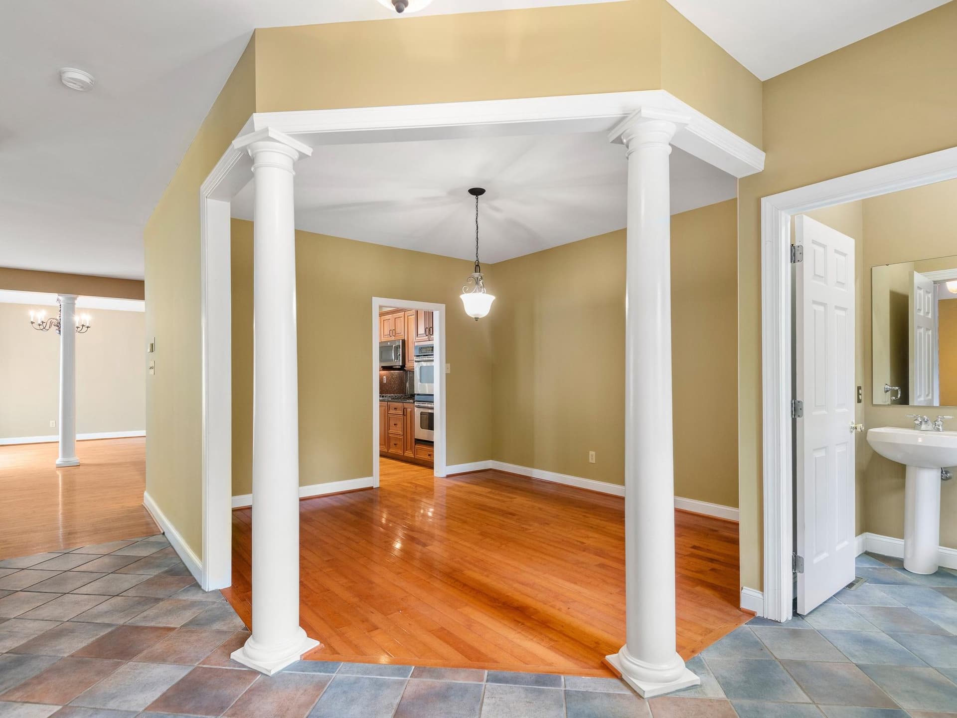178 Windgate Drive photo 6