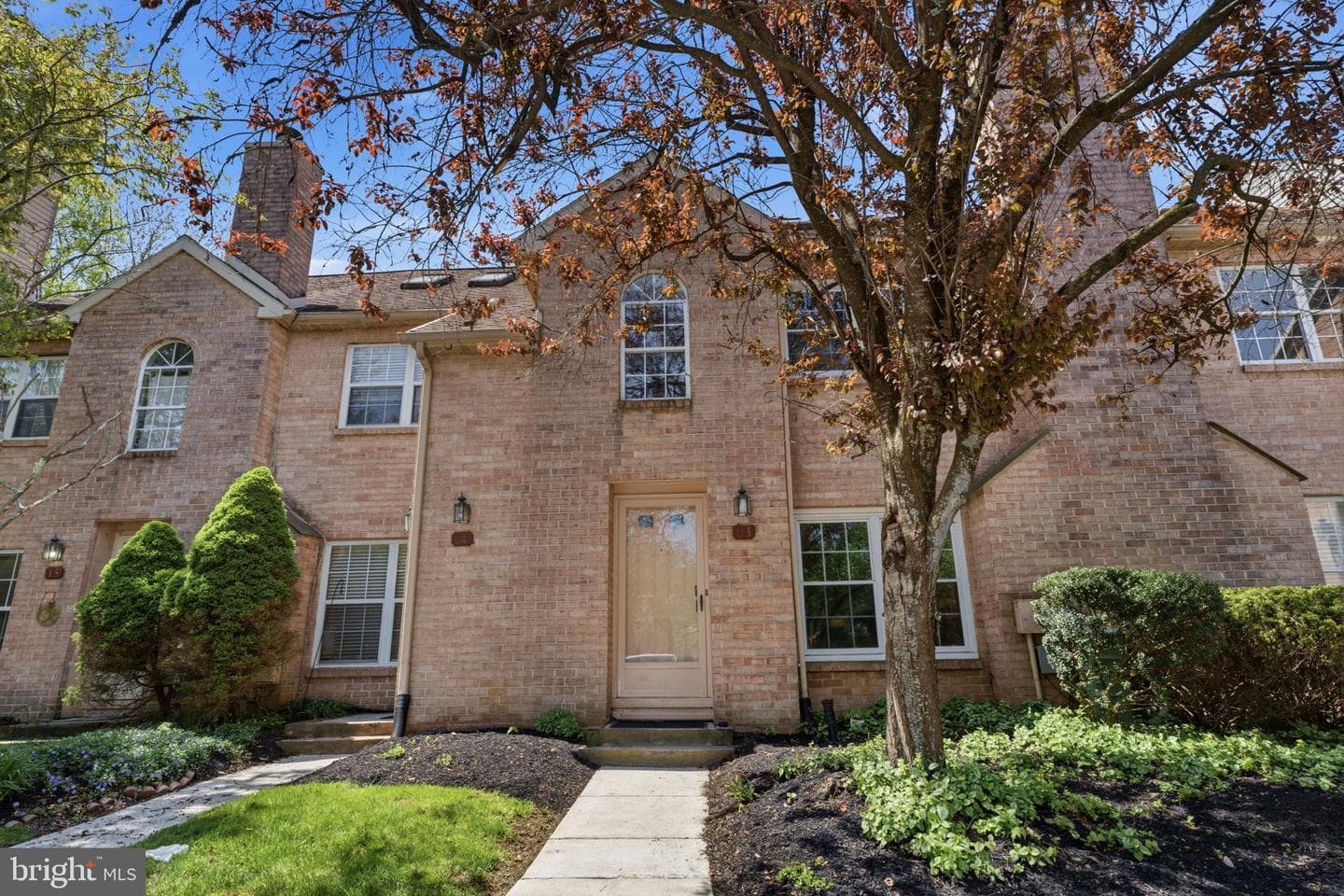 13 Rampart Drive