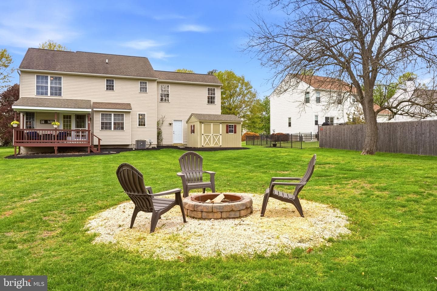 106 Stonebridge Lane photo 39