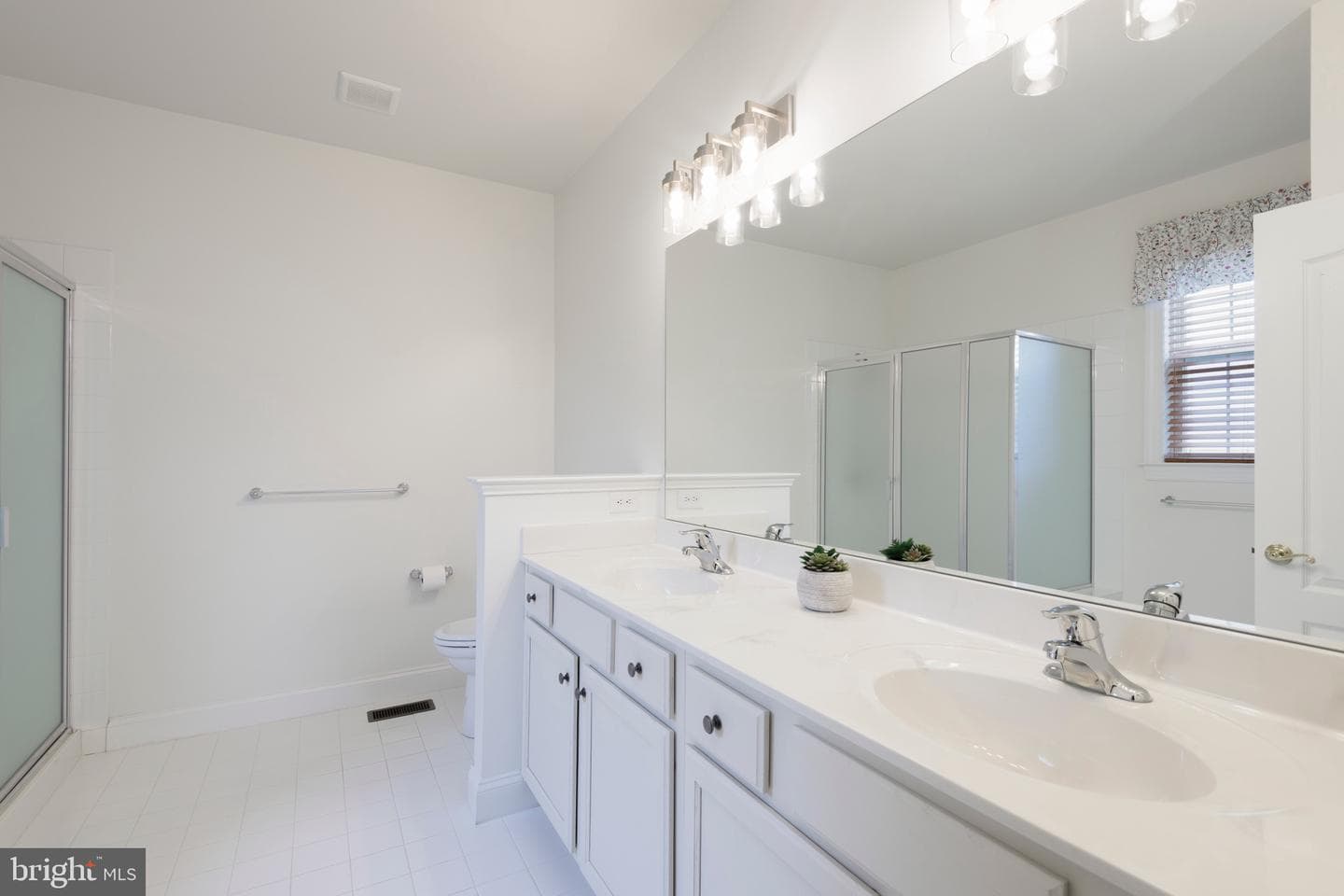 203 Hendrickson Lane photo 19