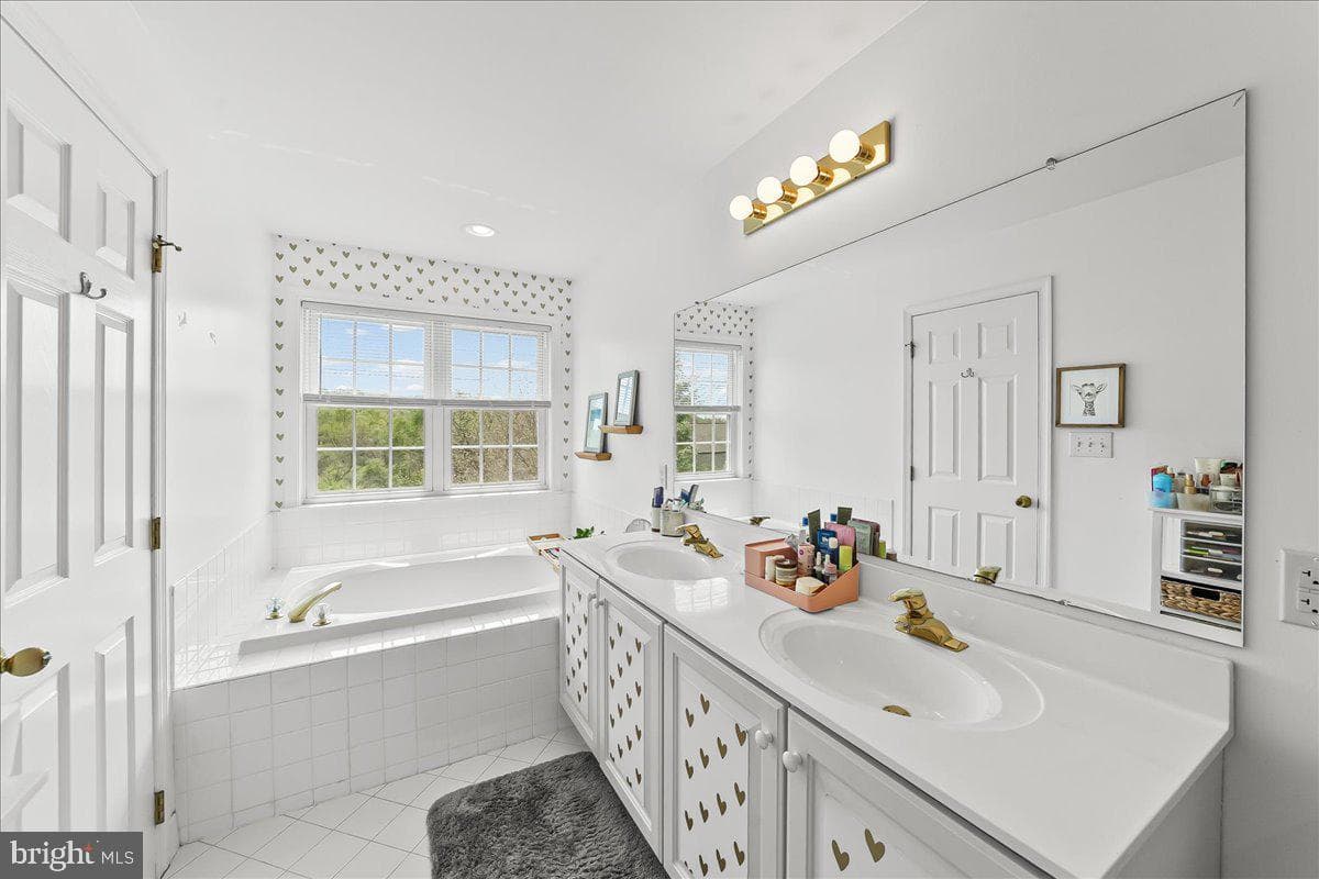 706 Whispering Brooke Drive #706 photo 19