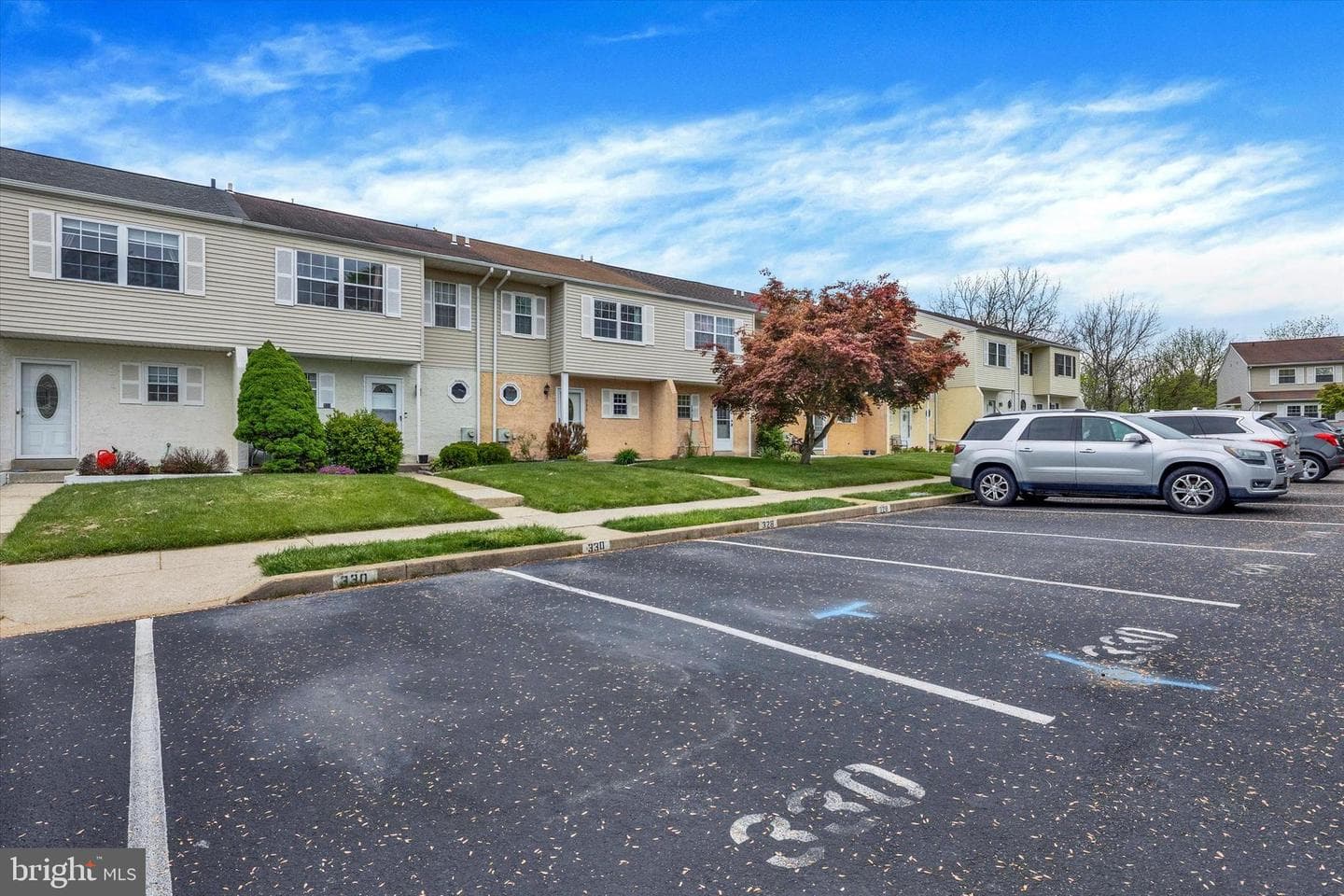 330 Carlyn Court photo 35