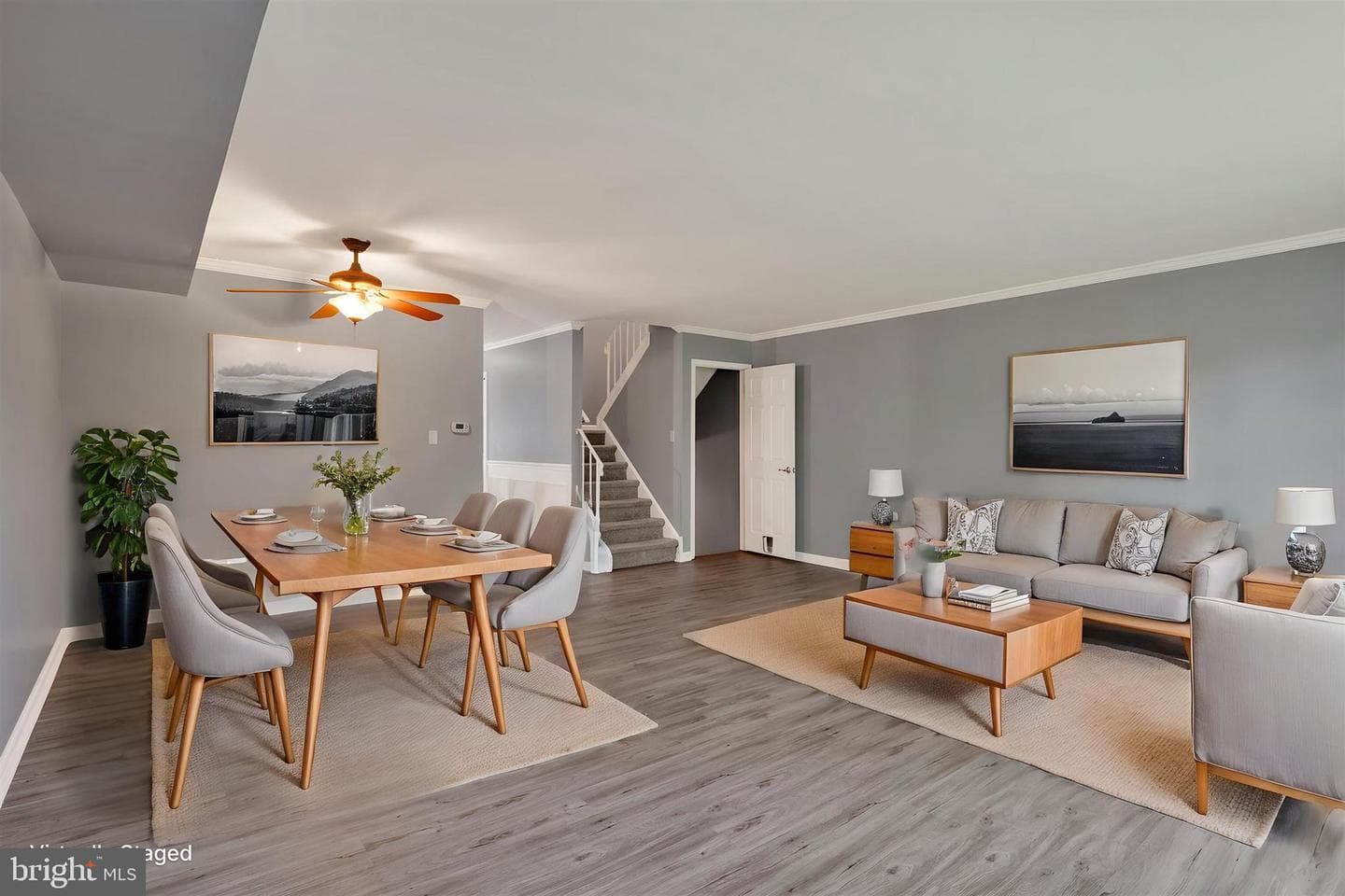 330 Carlyn Court photo 8