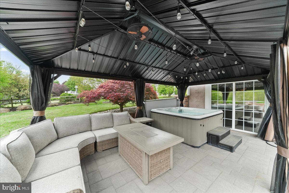 86 Mccormick Way photo 54