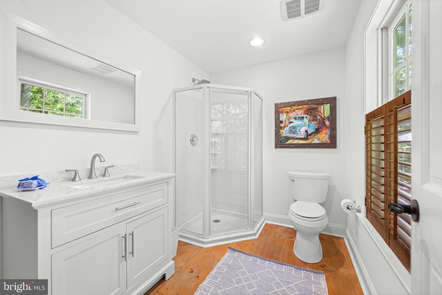 213 Spencer Road photo 19