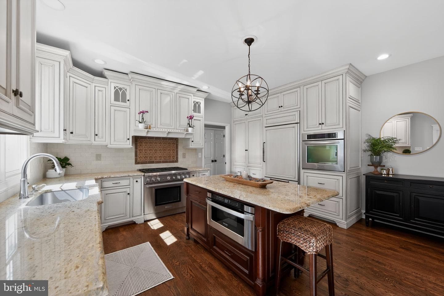 1108 Dickens Drive photo 12