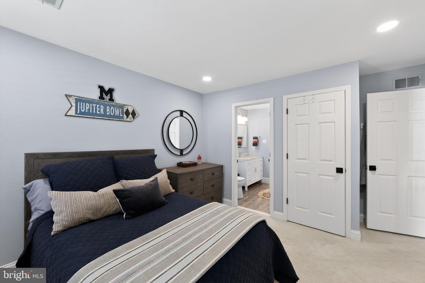 1108 Dickens Drive photo 28