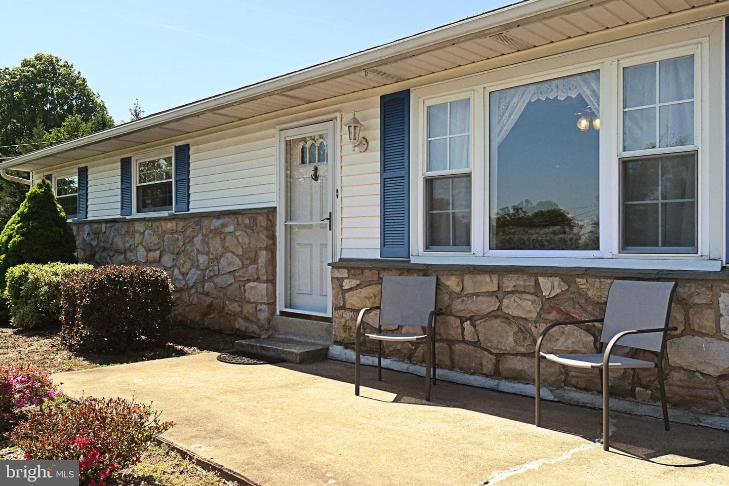 64 Mitchell Drive photo 5