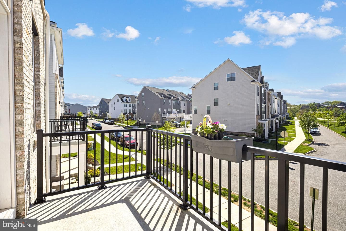 369 Foundry Street photo 18