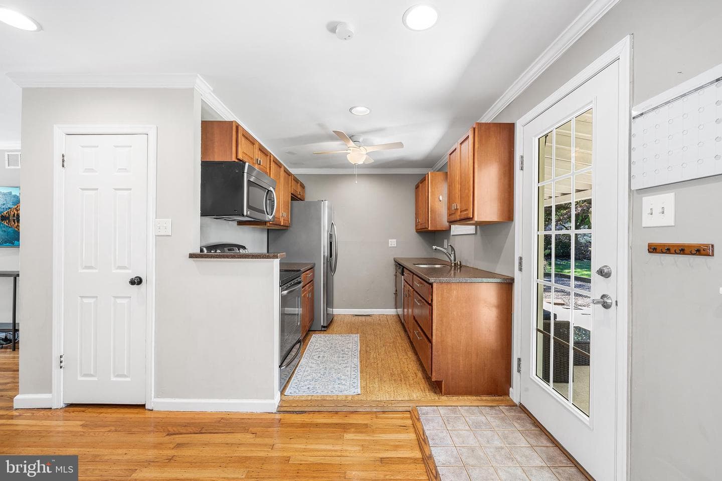 6 Diane Drive photo 11