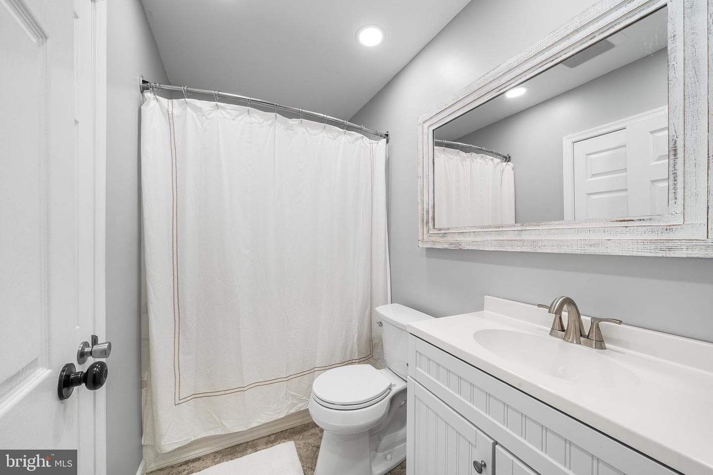 6 Diane Drive photo 20