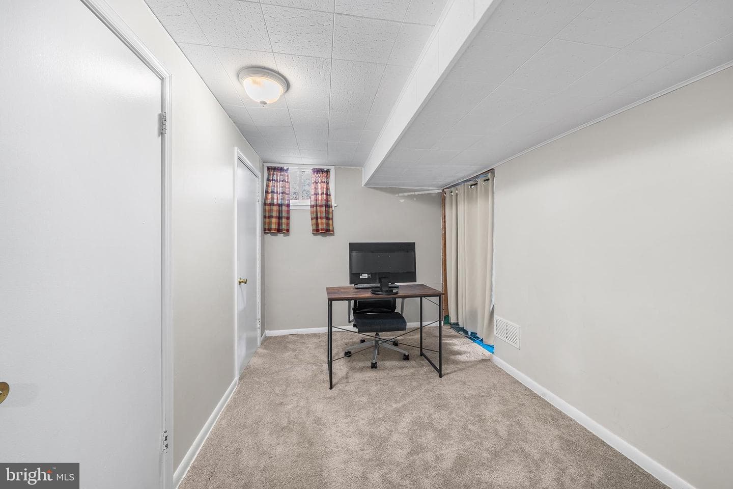 6 Diane Drive photo 25