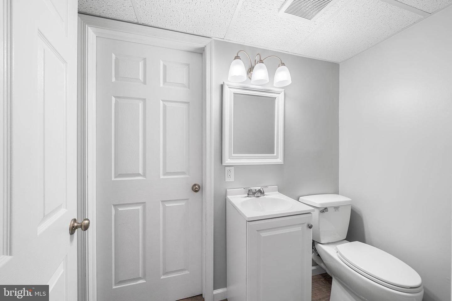 6 Diane Drive photo 27